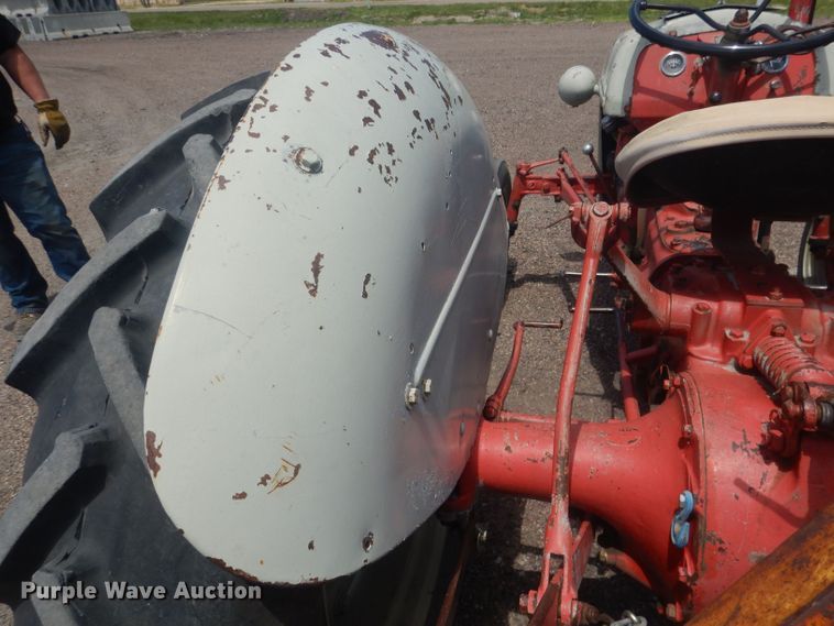 image for item DJ1326 1946 Ford 2N  tractor