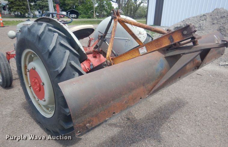image for item DJ1326 1946 Ford 2N  tractor