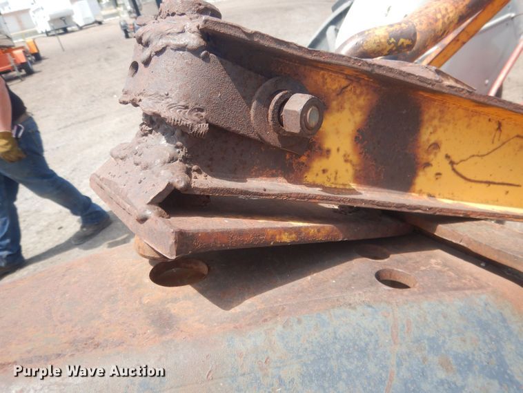 image for item DJ1326 1946 Ford 2N  tractor