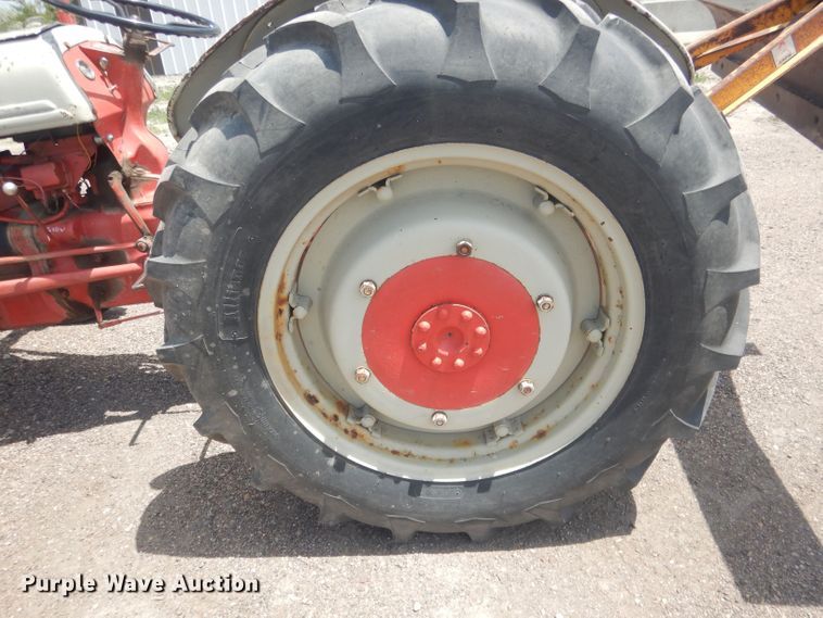 image for item DJ1326 1946 Ford 2N  tractor