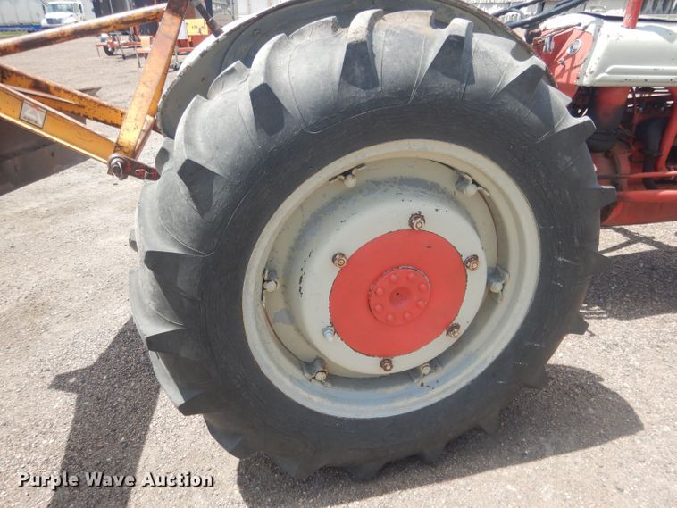 image for item DJ1326 1946 Ford 2N  tractor