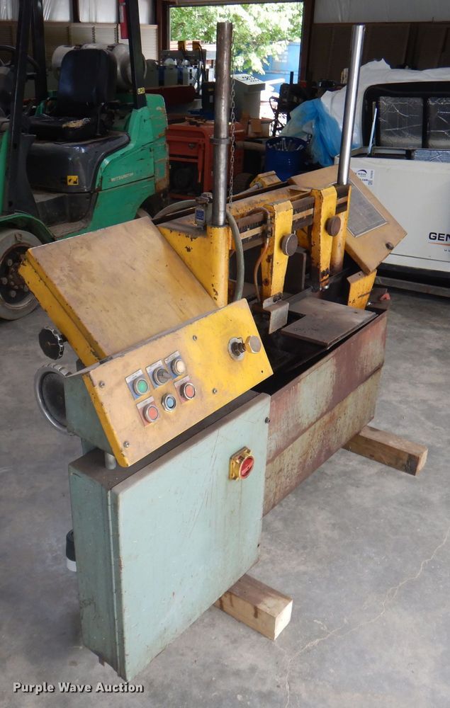 image for item DJ3825 Band saw