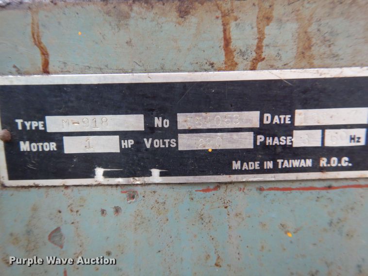 image for item DJ3825 Band saw