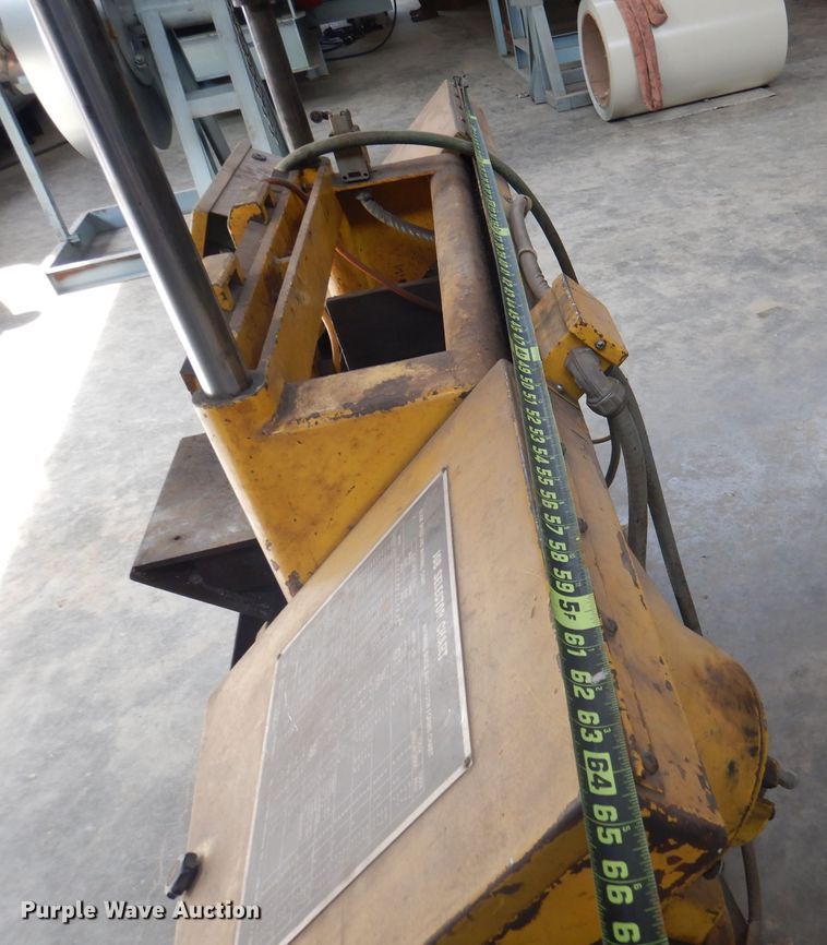 image for item DJ3825 Band saw