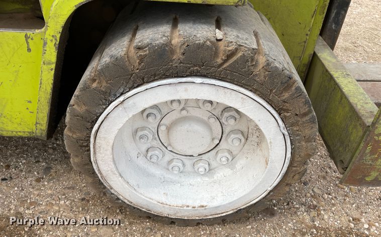 image for item DJ5154 Clark C500-Y35  forklift