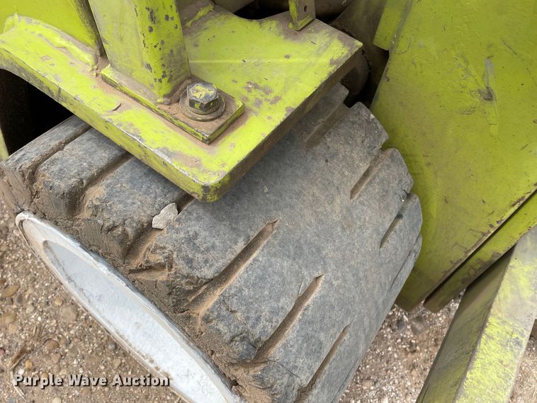 image for item DJ5154 Clark C500-Y35  forklift