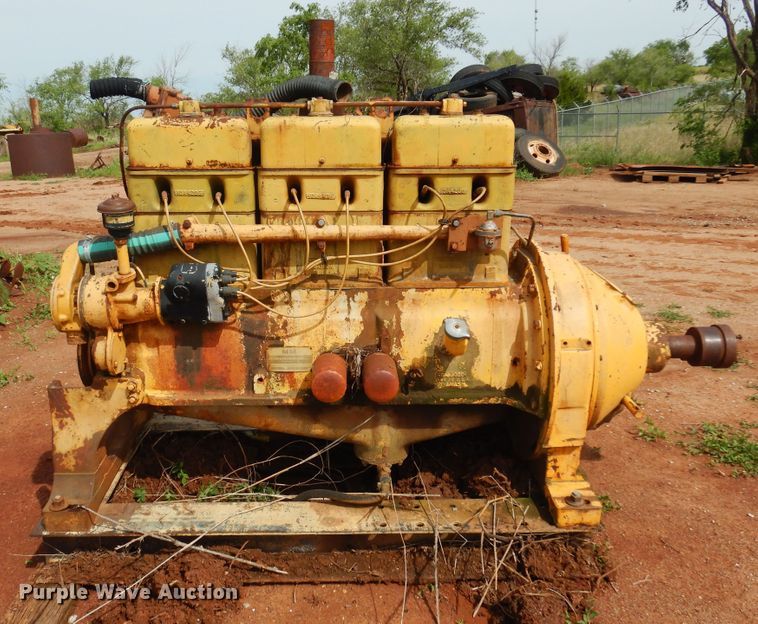 image for item DK0970 Minneapolis Moline 605A-6A  engine