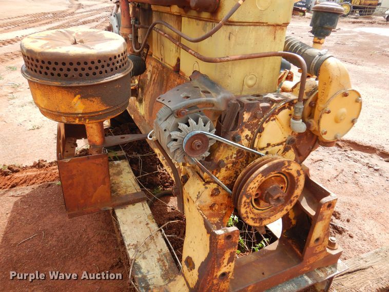 image for item DK0970 Minneapolis Moline 605A-6A  engine