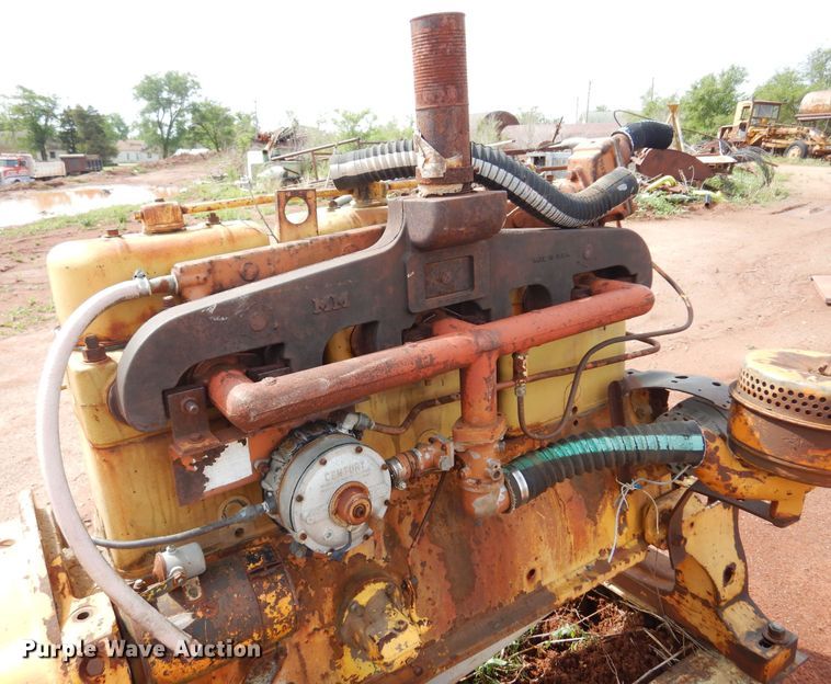 image for item DK0970 Minneapolis Moline 605A-6A  engine