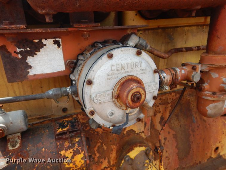 image for item DK0970 Minneapolis Moline 605A-6A  engine