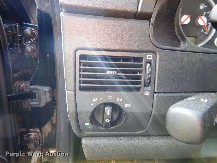 image for item DK8277 2004 Chrysler Crossfire