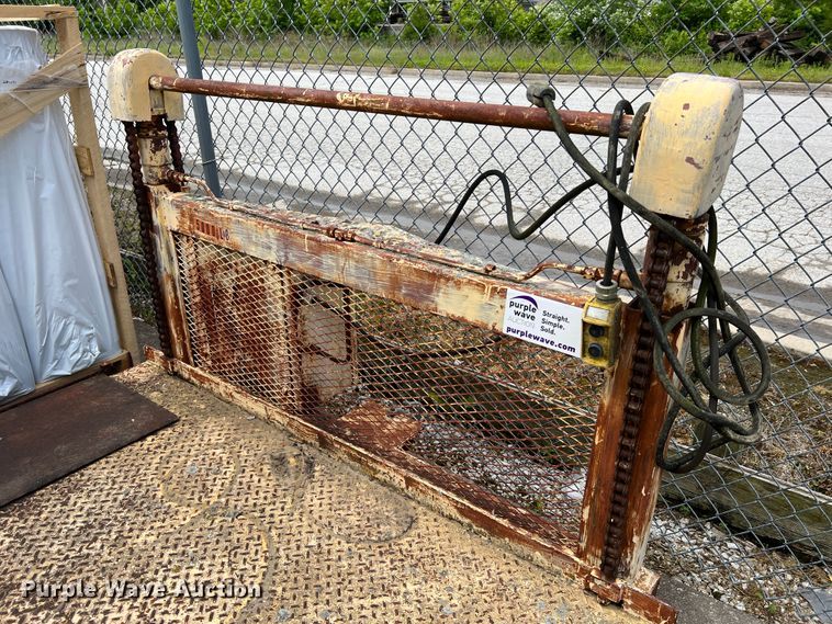 image for item DL4264 dock leveler