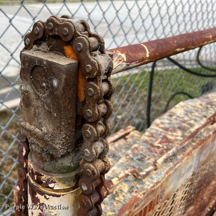 image for item DL4264 dock leveler