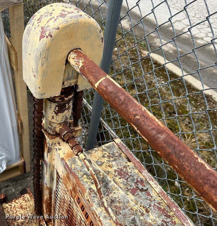 image for item DL4264 dock leveler