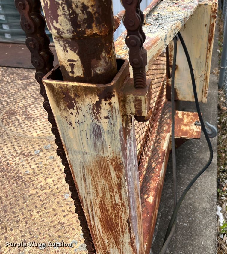 image for item DL4264 dock leveler