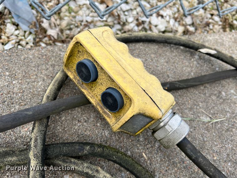 image for item DL4264 dock leveler