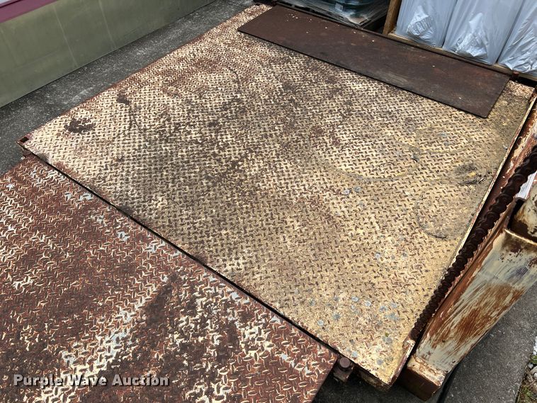 image for item DL4264 dock leveler