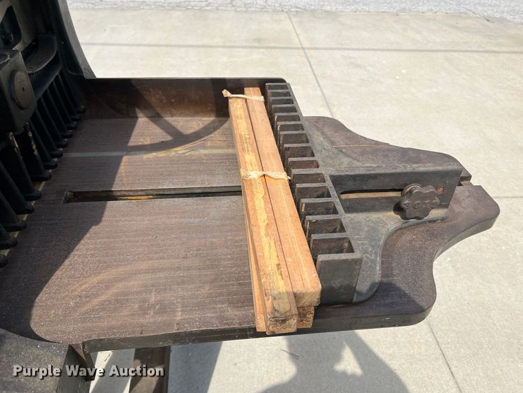 image for item DL4265 The Chandler & Price Co.  paper cutter