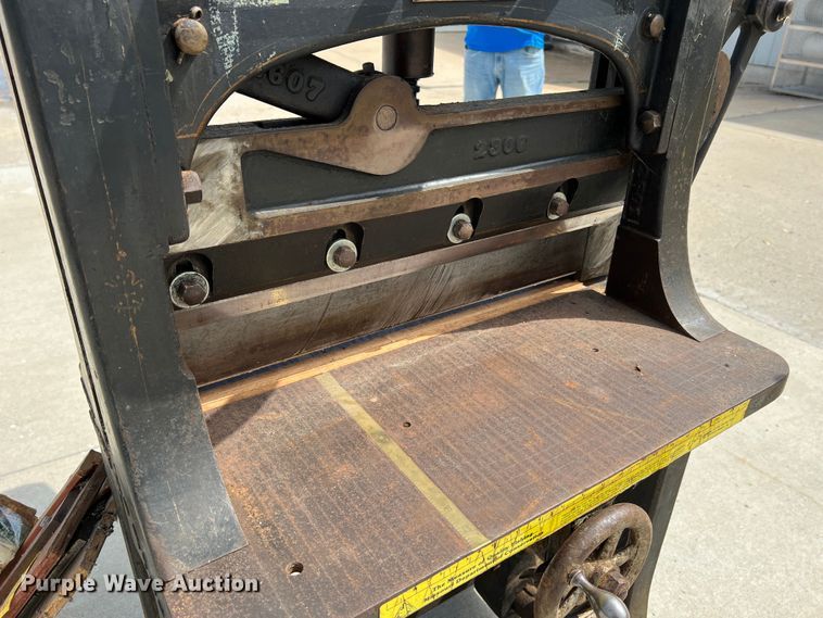 image for item DL4265 The Chandler & Price Co.  paper cutter