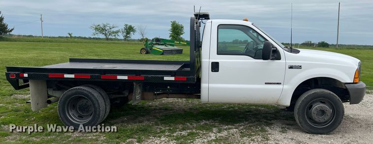 image for item DL4272 2000 Ford F550 Super Duty XL  flatbed truck