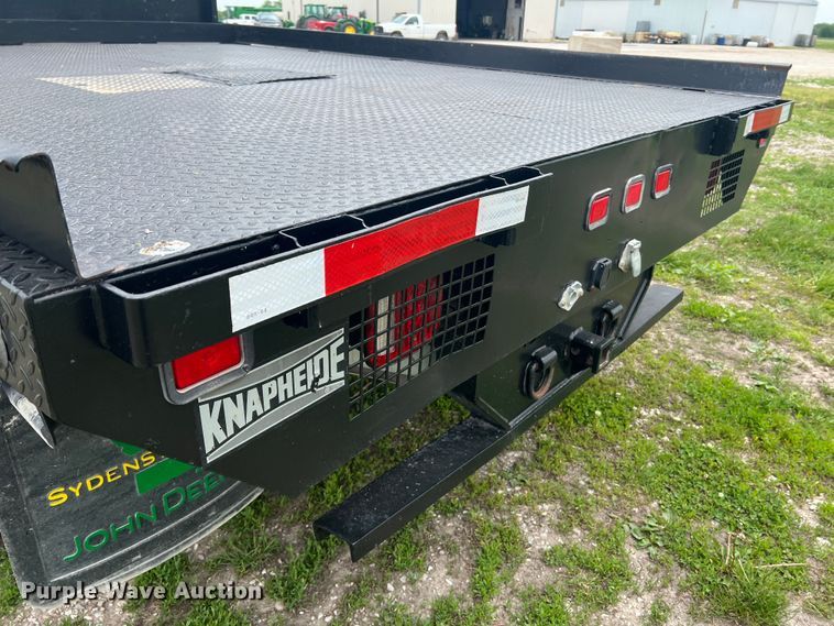 image for item DL4272 2000 Ford F550 Super Duty XL  flatbed truck