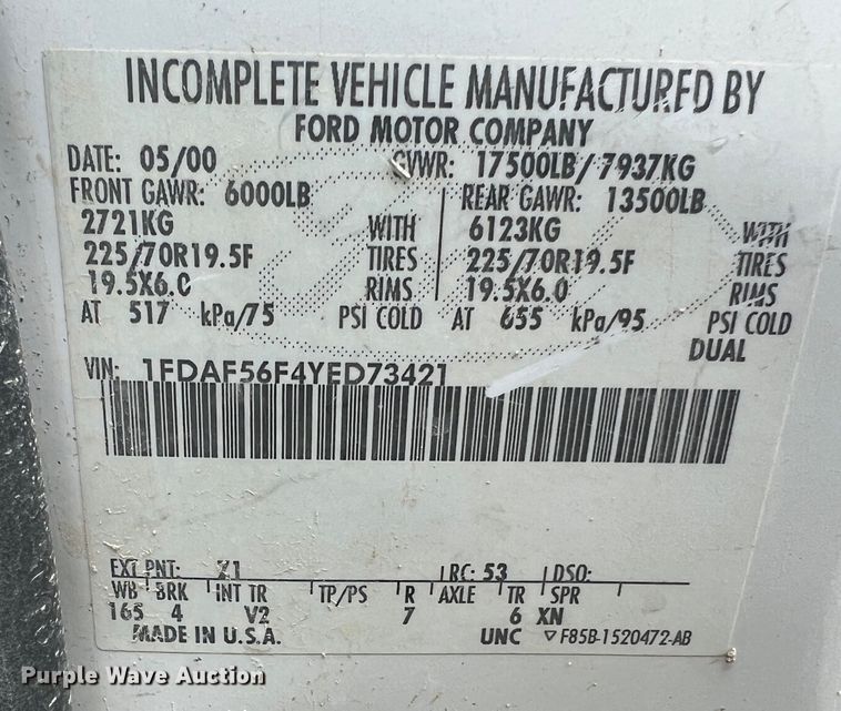 image for item DL4272 2000 Ford F550 Super Duty XL  flatbed truck