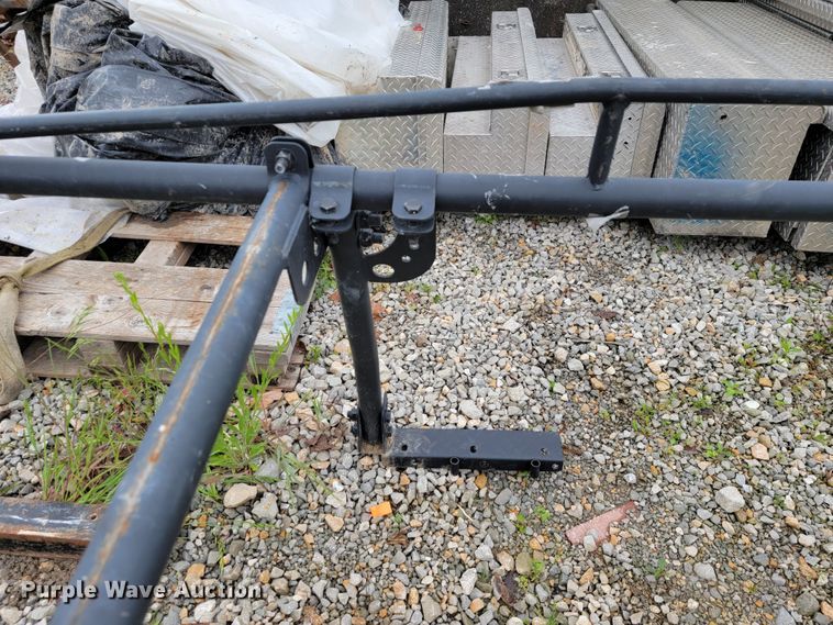 image for item DL4284 (3) ladder racks