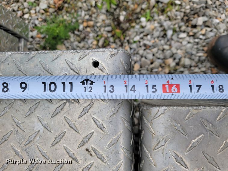 image for item DL4285 (9) toolboxes