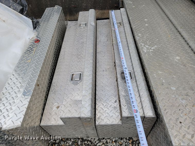 image for item DL4285 (9) toolboxes