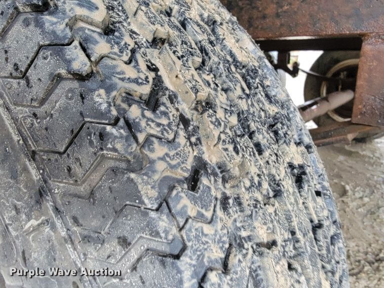 image for item DL4320 1994 Jerry James  utility trailer