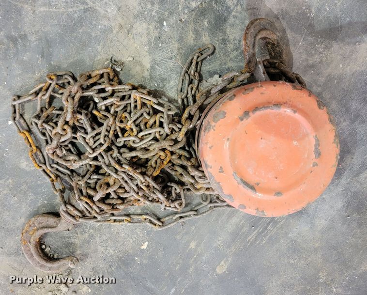 image for item DL4337 A-frame chain hoist