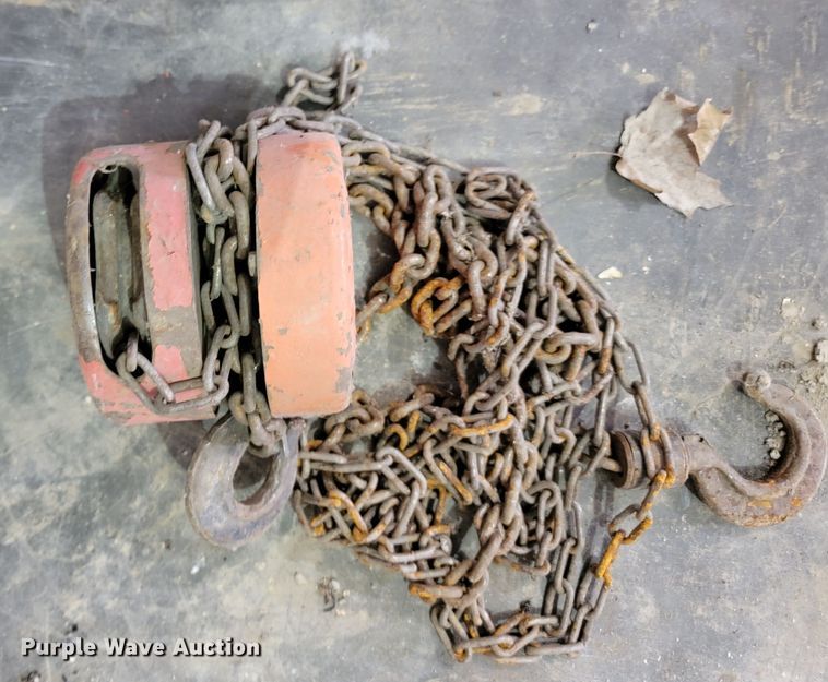 image for item DL4337 A-frame chain hoist