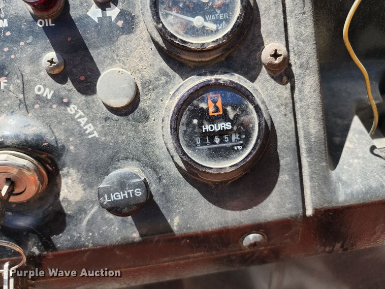 image for item DL6541 Cushman  golf cart