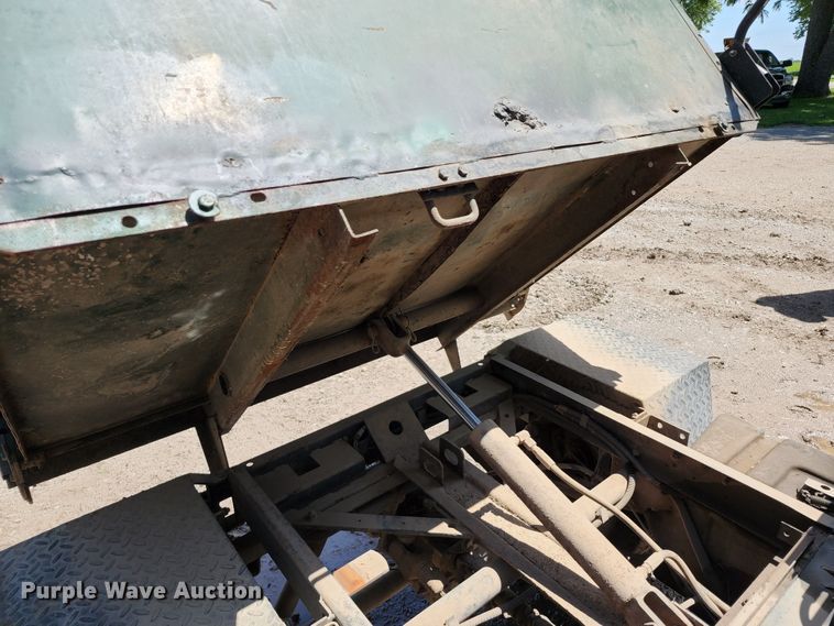 image for item DL6541 Cushman  golf cart