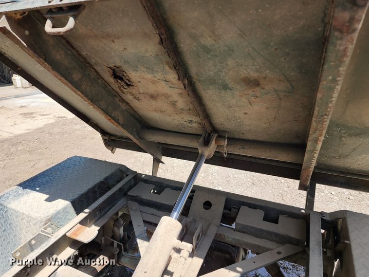 image for item DL6541 Cushman  golf cart