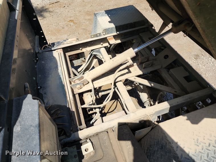 image for item DL6541 Cushman  golf cart