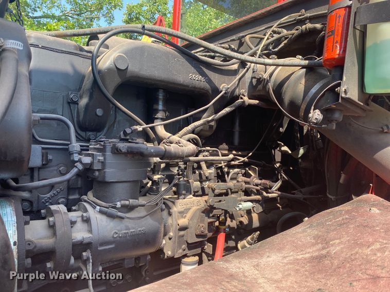 image for item DM4141 1986 Am General  fuel truck