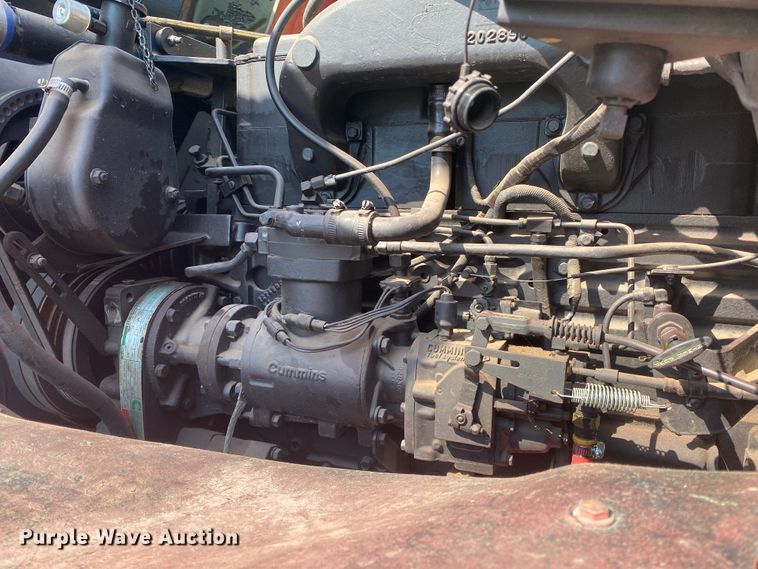 image for item DM4141 1986 Am General  fuel truck