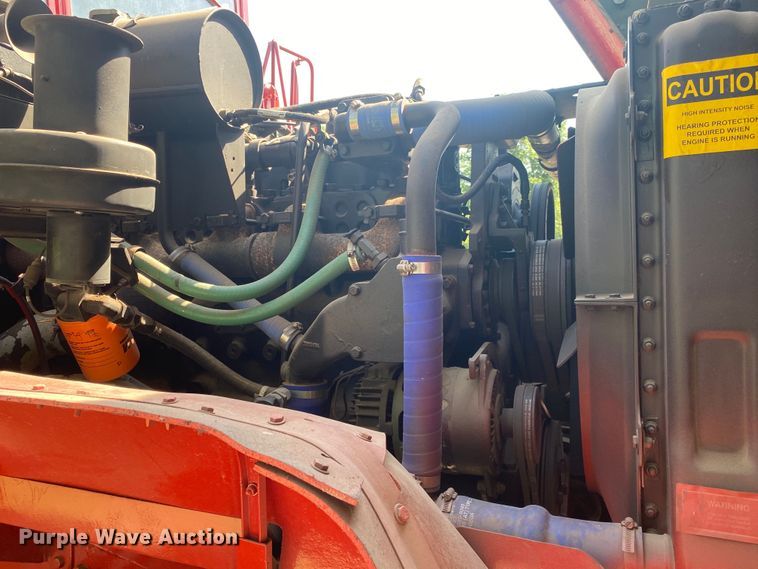 image for item DM4141 1986 Am General  fuel truck