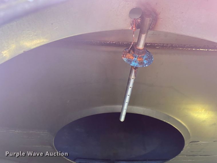 image for item DM4141 1986 Am General  fuel truck