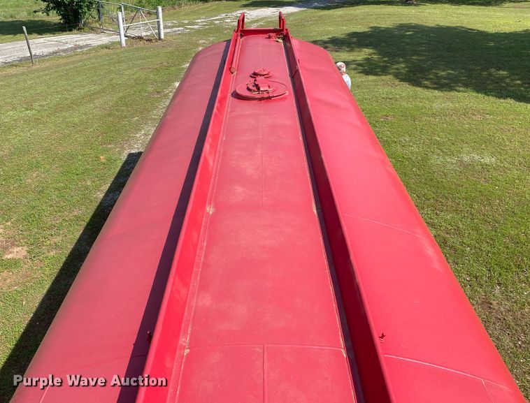 image for item DM4141 1986 Am General  fuel truck