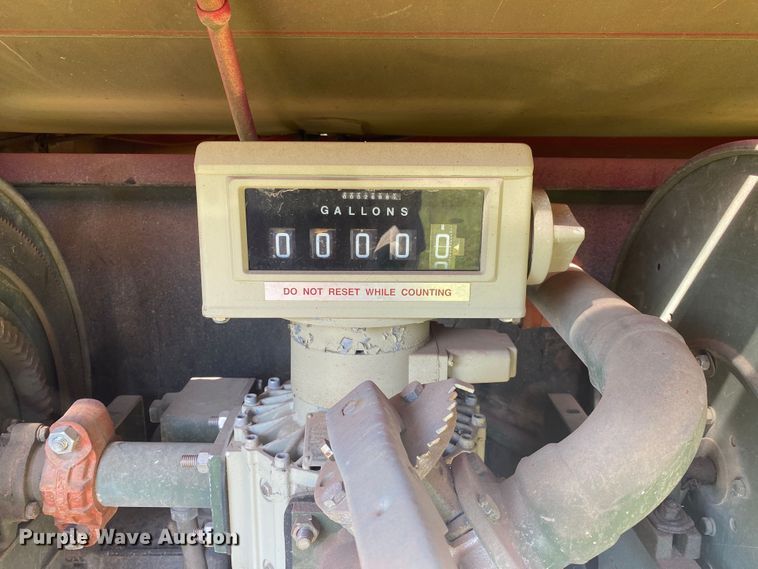 image for item DM4141 1986 Am General  fuel truck