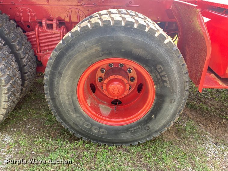 image for item DM4141 1986 Am General  fuel truck