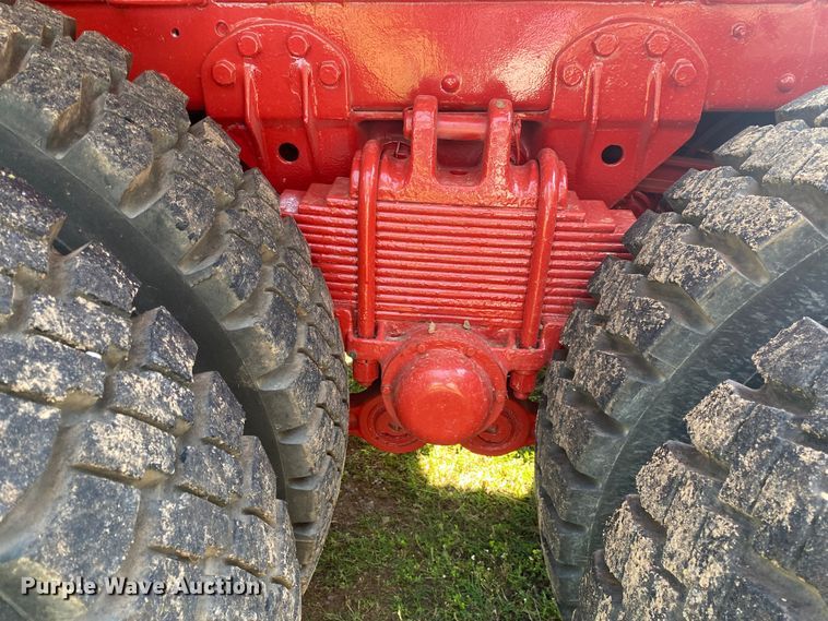 image for item DM4141 1986 Am General  fuel truck