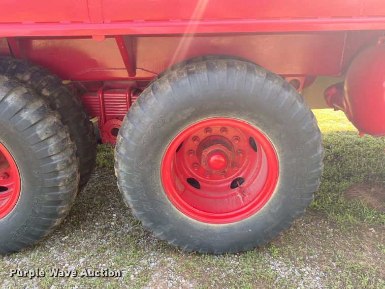 image for item DM4141 1986 Am General  fuel truck