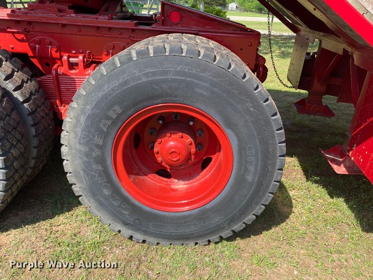 image for item DM4141 1986 Am General  fuel truck