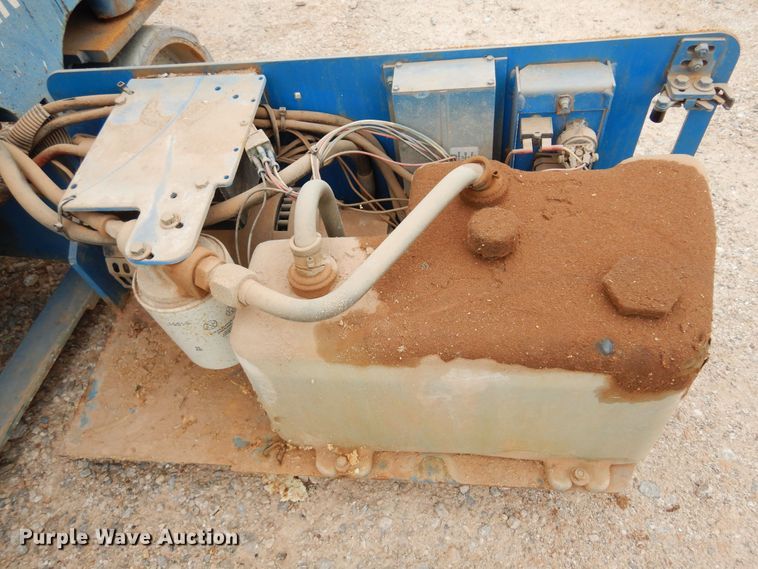 image for item DN0350 2005 Genie GS-1930  scissor lift