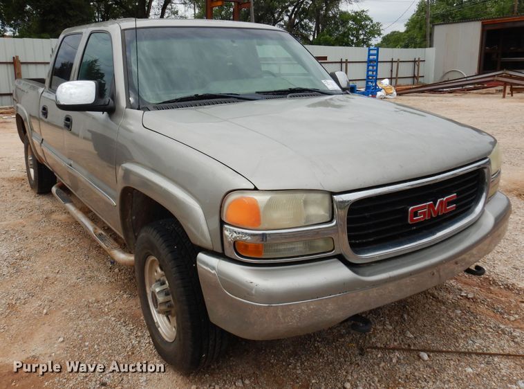 image for item DN0351 2001 GMC Sierra 1500  Crew Cab pickup truck