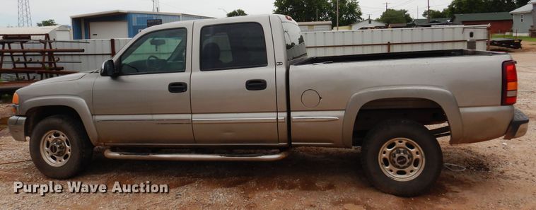 image for item DN0351 2001 GMC Sierra 1500  Crew Cab pickup truck
