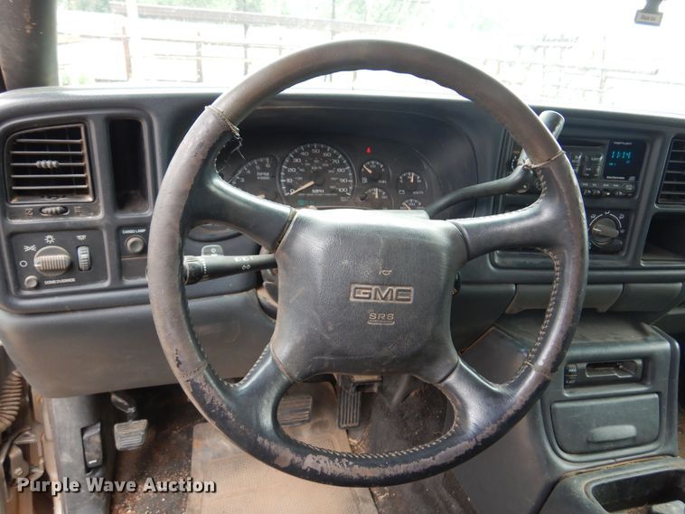 image for item DN0351 2001 GMC Sierra 1500  Crew Cab pickup truck